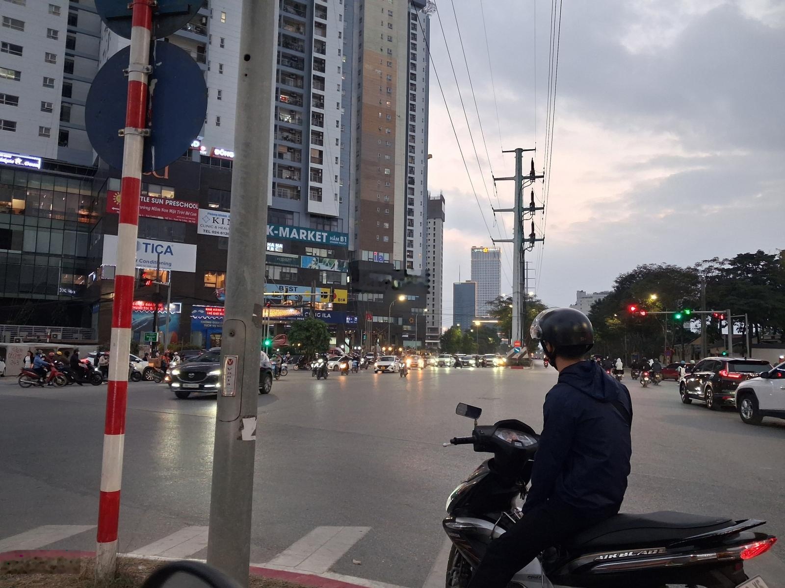 Bán nhà 2T Mễ Trì 7.1 tỷ cạnh TTHN Quốc Gia - Keangnam