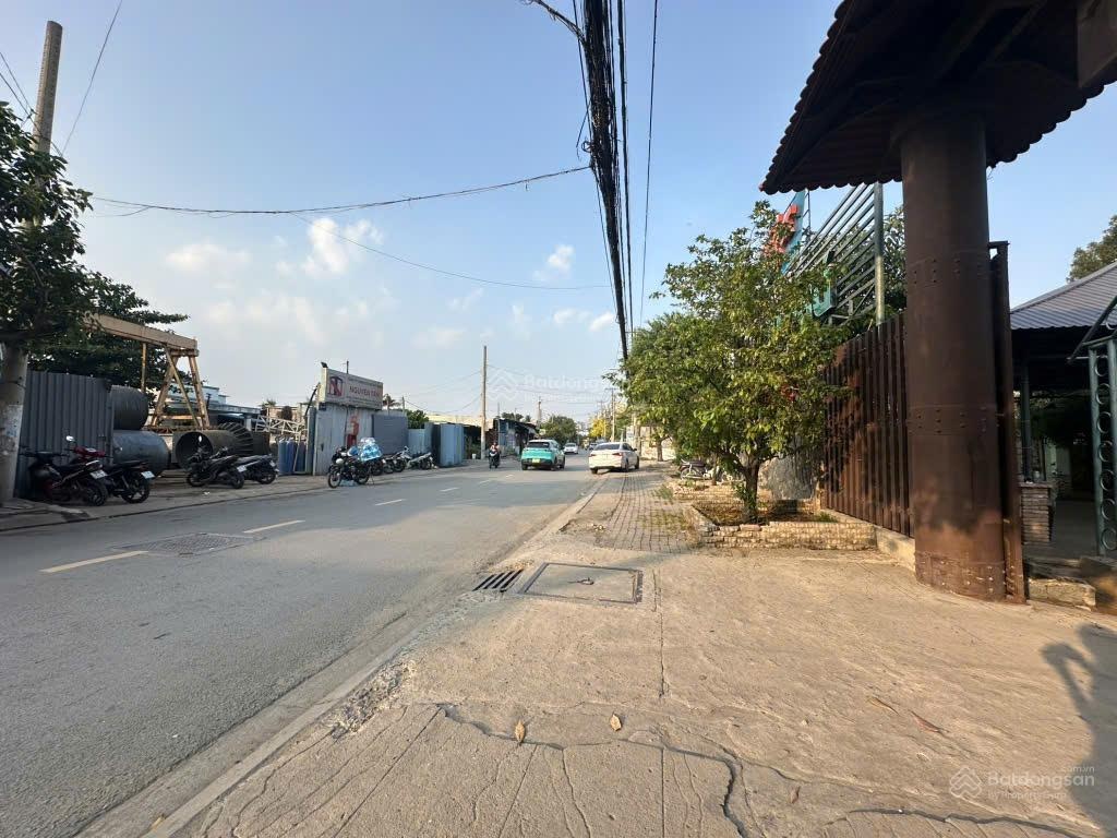 Bán đất tại Bình Phú, 240 tỷ, 14000m2 đẹp, nhiều tiện ích