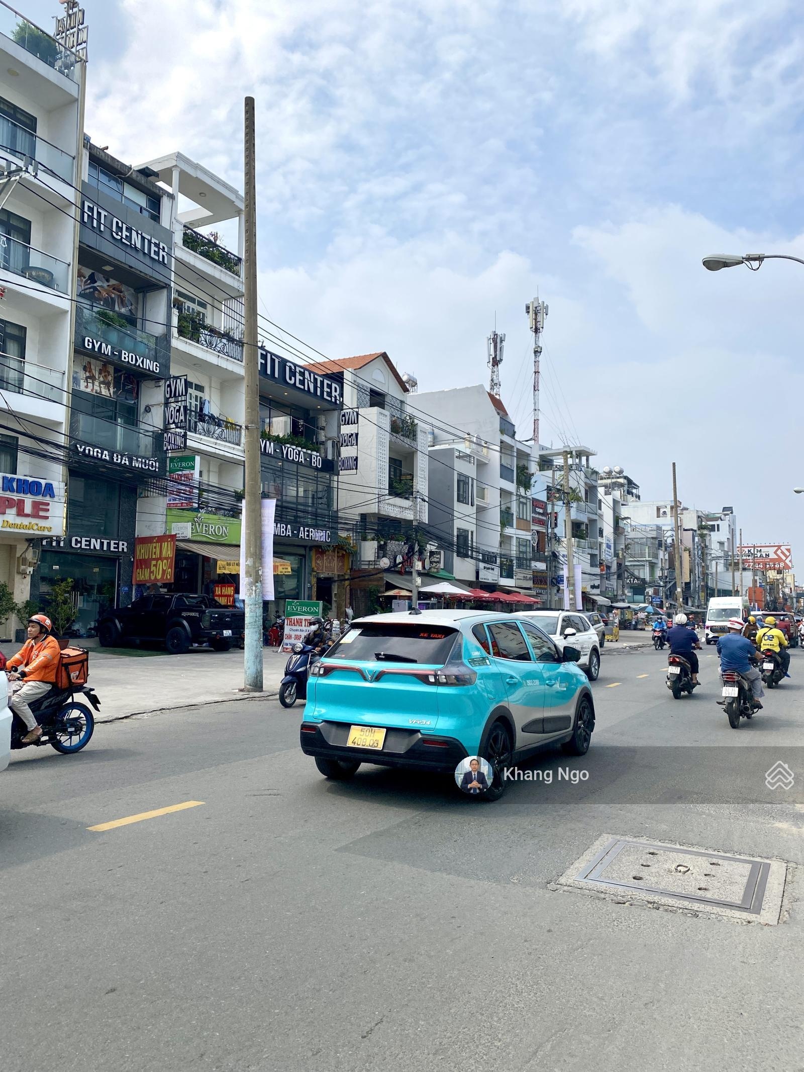 Bán nhà Quận 3 đường Cách Mạng Tháng Tám, 47m² gần Tòa nhà Viettel - 5.6 tỷ