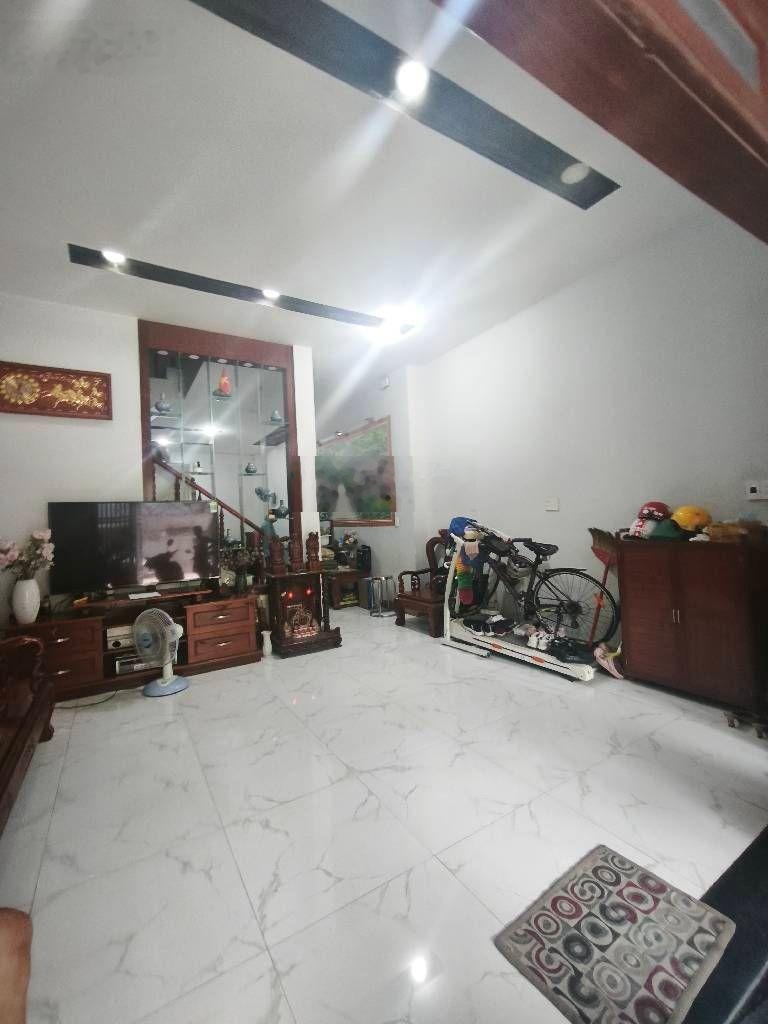 Bán nhà đường THẠNH XUÂN 25 phường THẠNH XUÂN, Q12, DT 68m(4,6x15) Hẻm 10m, giá 7,3tỷ