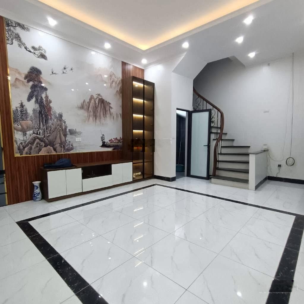 Deal hời đón tết - Bán gấp vì lãi ngân hàng lên quá cao- Nhà Phố Lĩnh Nam-VĨnh Hưng - Giá 6,5 tỷ