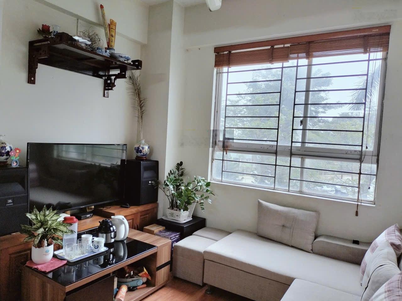 Cần bán nhanh trước tết căn 49m toà Ct16