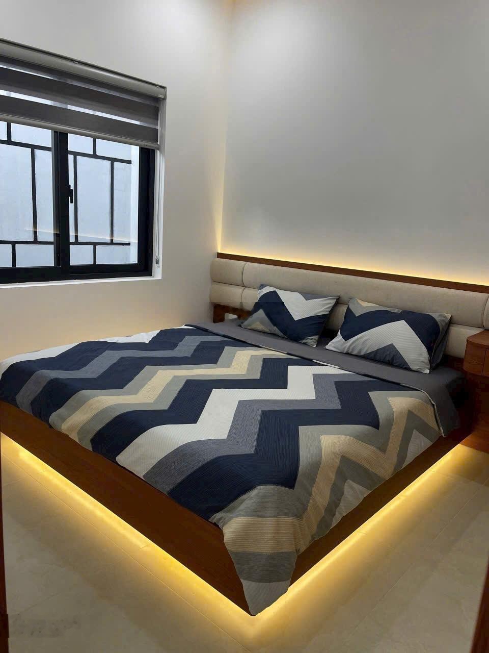 Nhà 2 tầng ngang gần 7m, 2 mặt tiền kiệt xe tải hoài thanh- chỉ 2 tỷ9xx