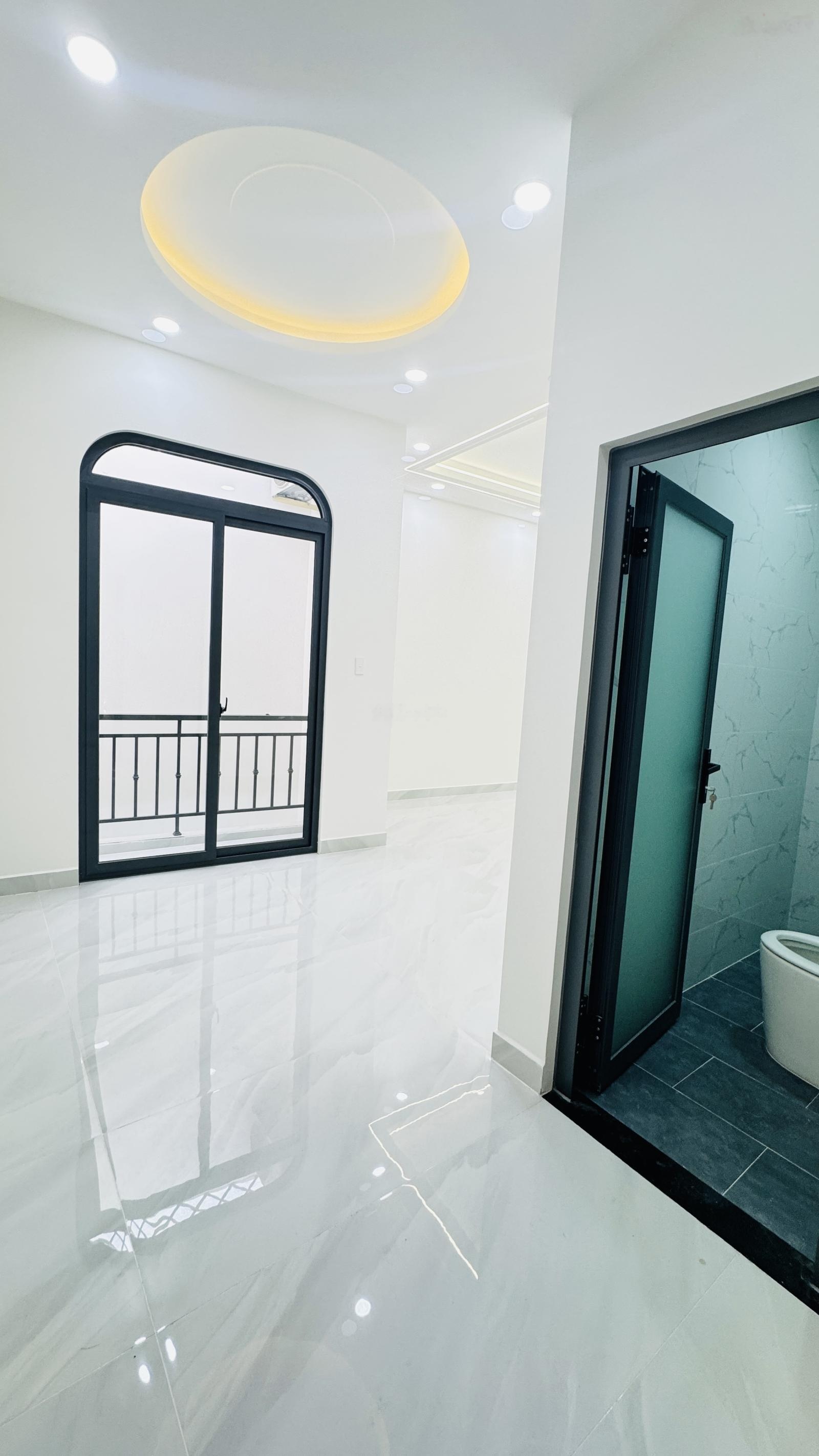 Bán nhà mới 3 phòng ngủ hẻm 159 xóm chiếu quận 4