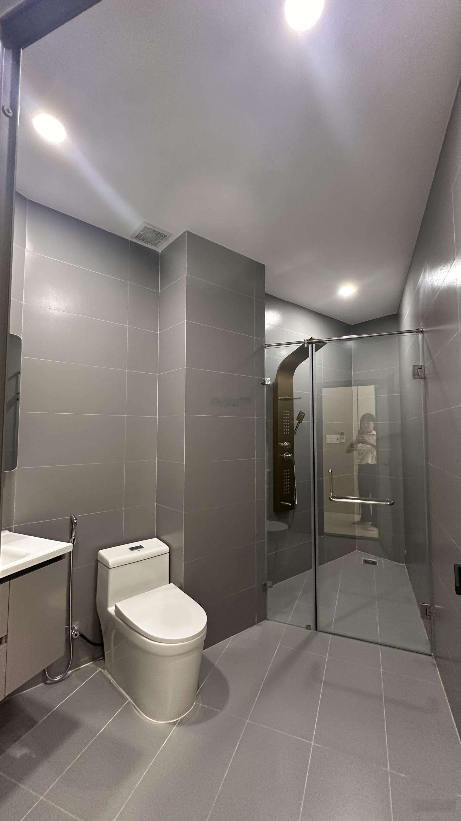 Nhà đẹp 4 tầng Bình Tân - ở ngay - hoàn công đủ giá tốt khu vực