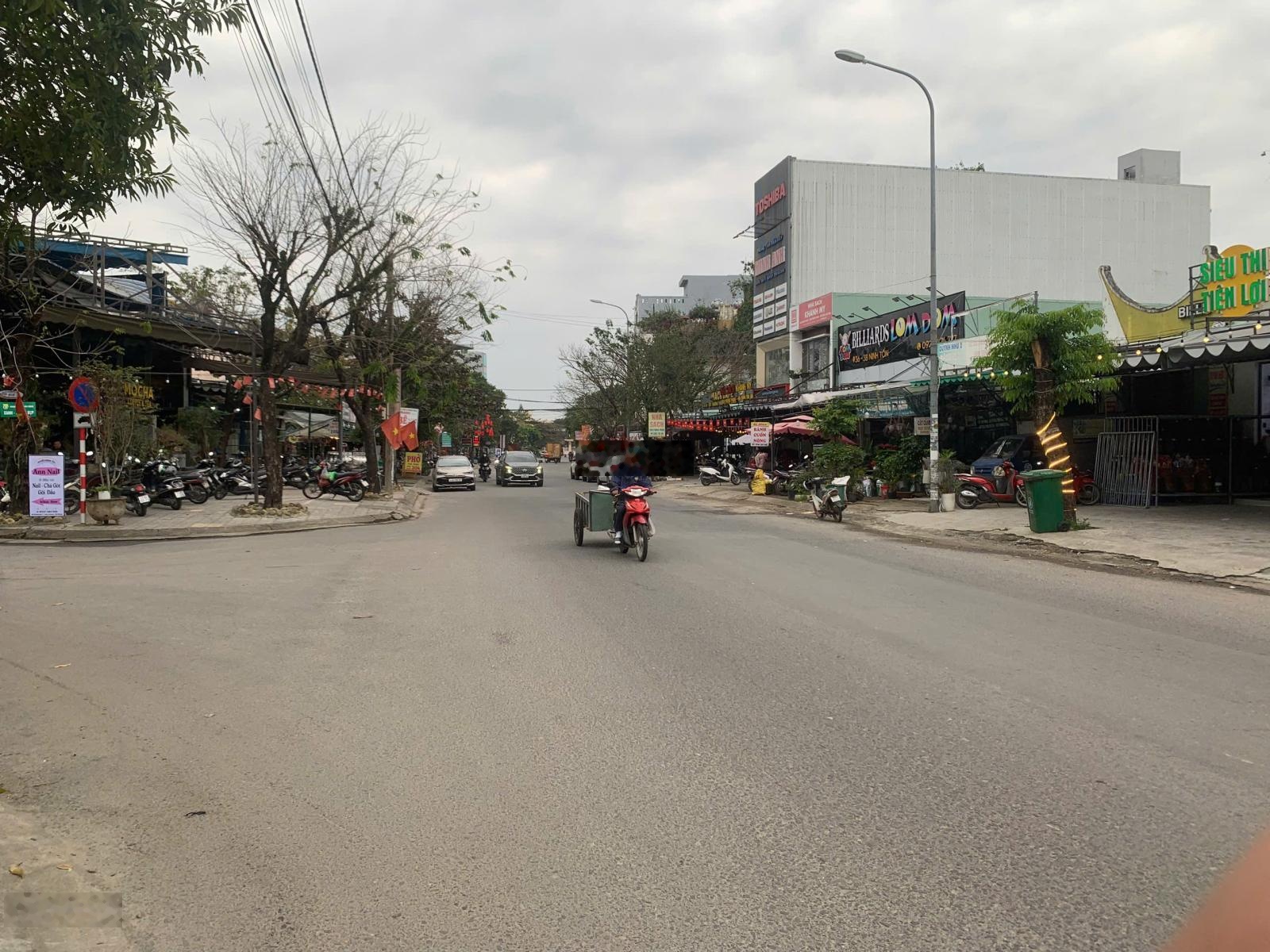 Bán đất mặt tiền nin tốn - trục kinh doanh sầm uất - vỉa hè 7,5m