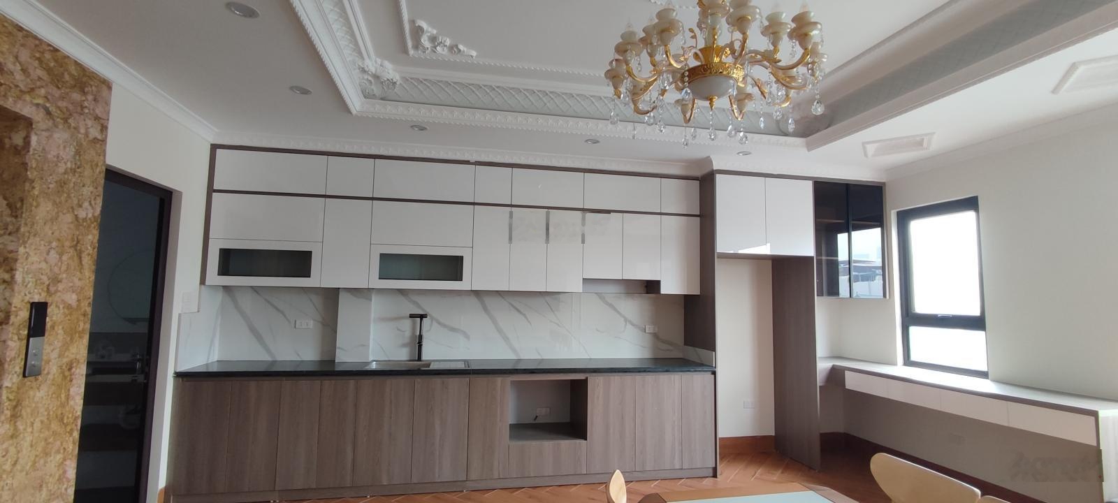 Bán nhà hàng hiếm tại PVĐ, Xuân Đỉnh sát Metro số 6+2 Dt45m, 7T, MT 5.3m, giá 18.5 tỷ, góc gara ôtô