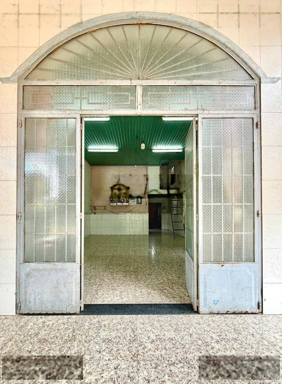 1tỷ5 giảm còn 980tr có ngay căn nhà C4 cũ sau nhà thờ Vô Nhiễm, xã Gia kiệm