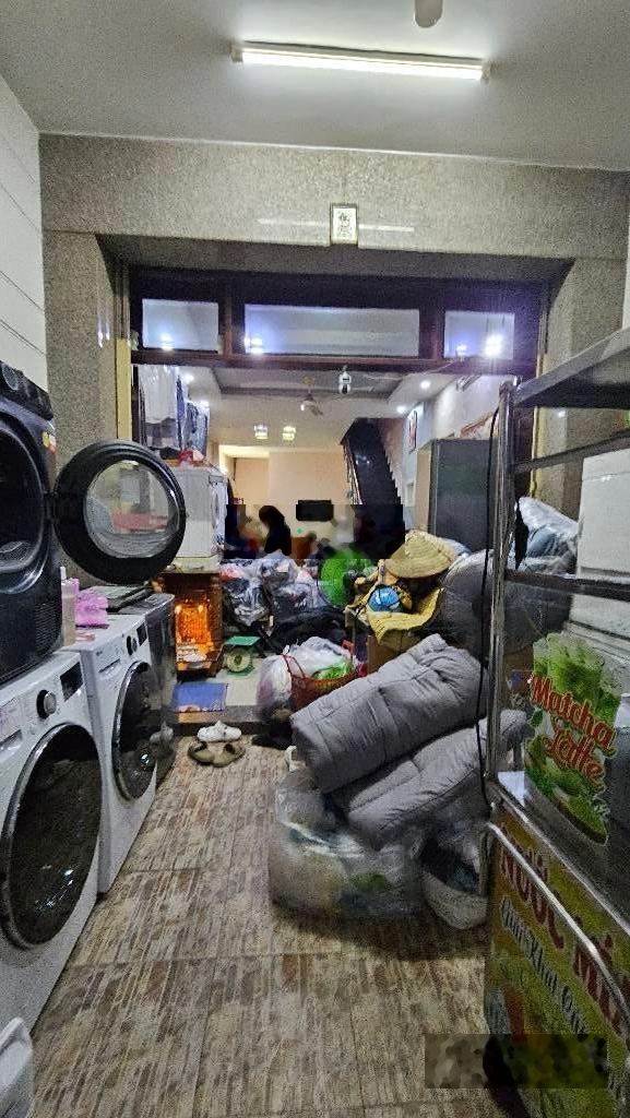 64m2 - 2 tầng - hẻm ô tô 6m né nhau - khu vip biệt thự Tân Sơn Nhì - cho thuê bèo 15tr/th