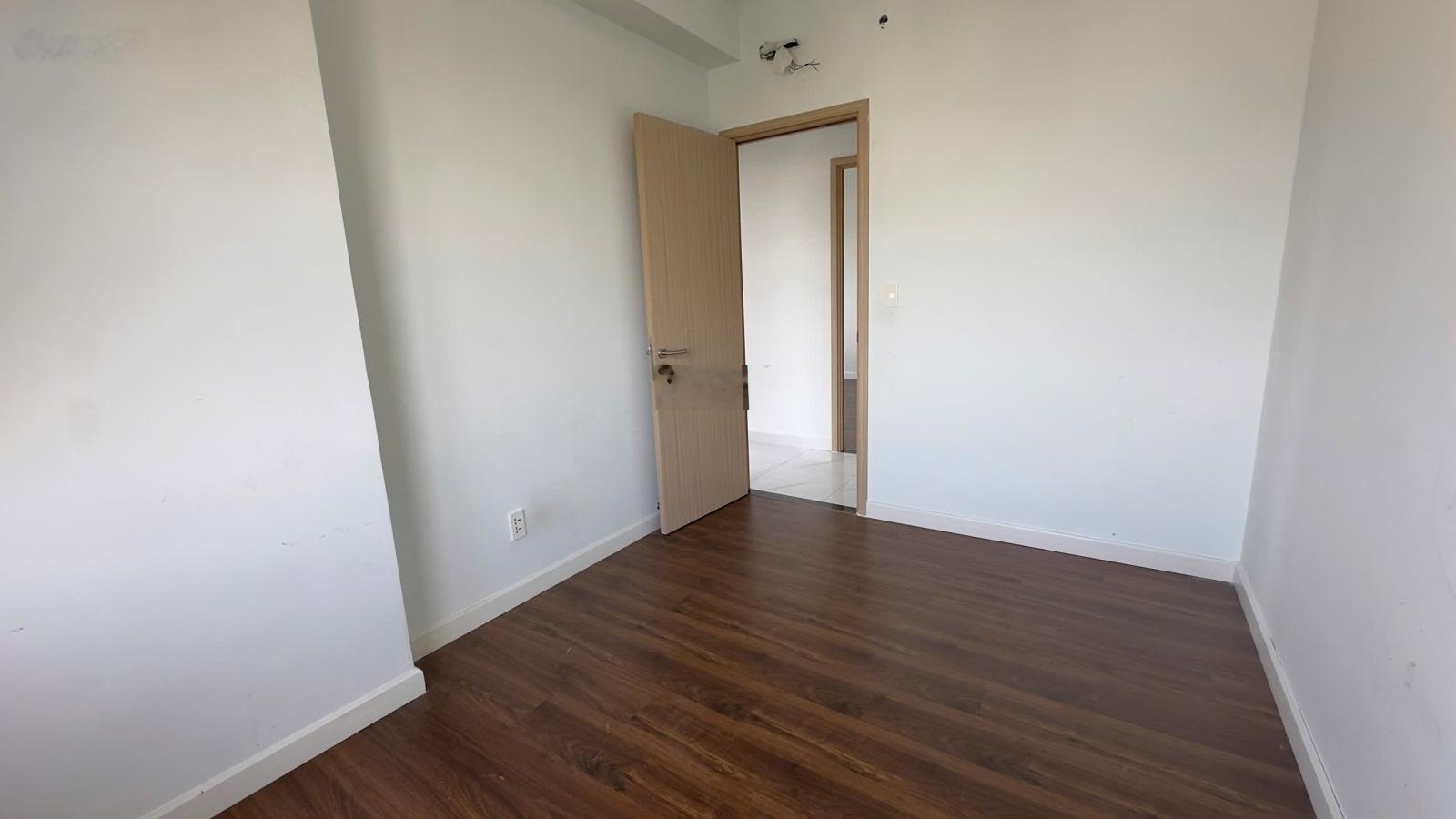 Hàng hiếm! cho thuê căn 3pn có rèm giá 8tr/th - chủ nhà dễ thương