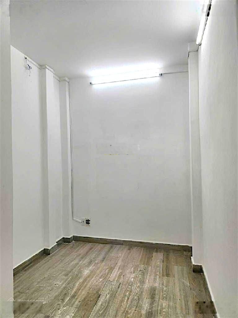 Ngô gia tự quận 10 sát ngã 7 lý thái tổ 20m ra mặt tiền nhà 2 tầng btct chỉ 3tỷ28