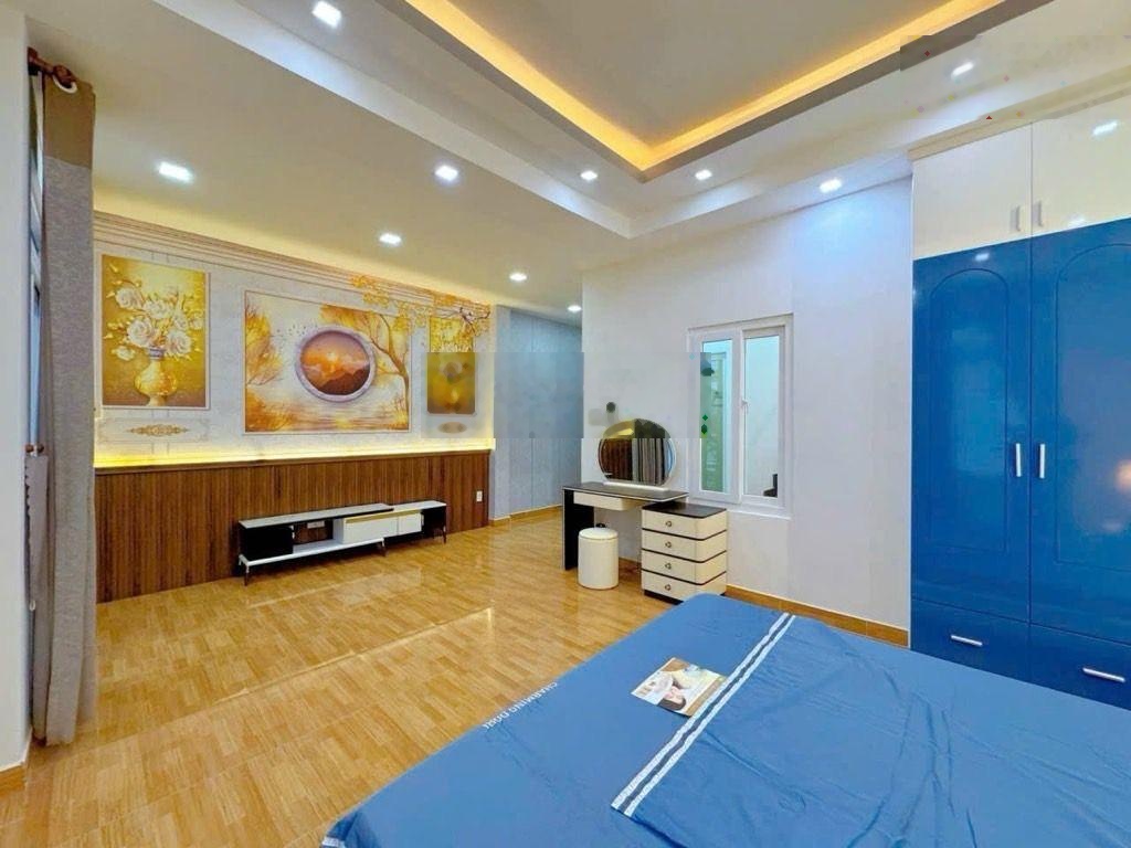 Hxh thông-nhà đẹp ở ngay-full nội thất-54m2-5tầng-ngang 5,8m-bùi quảng là p12 gv-chỉ 7tỷ5 tl