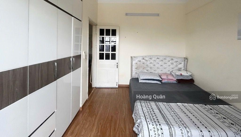 CĂN GÓC Chung cư 3 PN cực hiếm - Sổ đỏ 70m Quận Hoàng Mai cách KTQD 2km - giá 4.65 tỷ