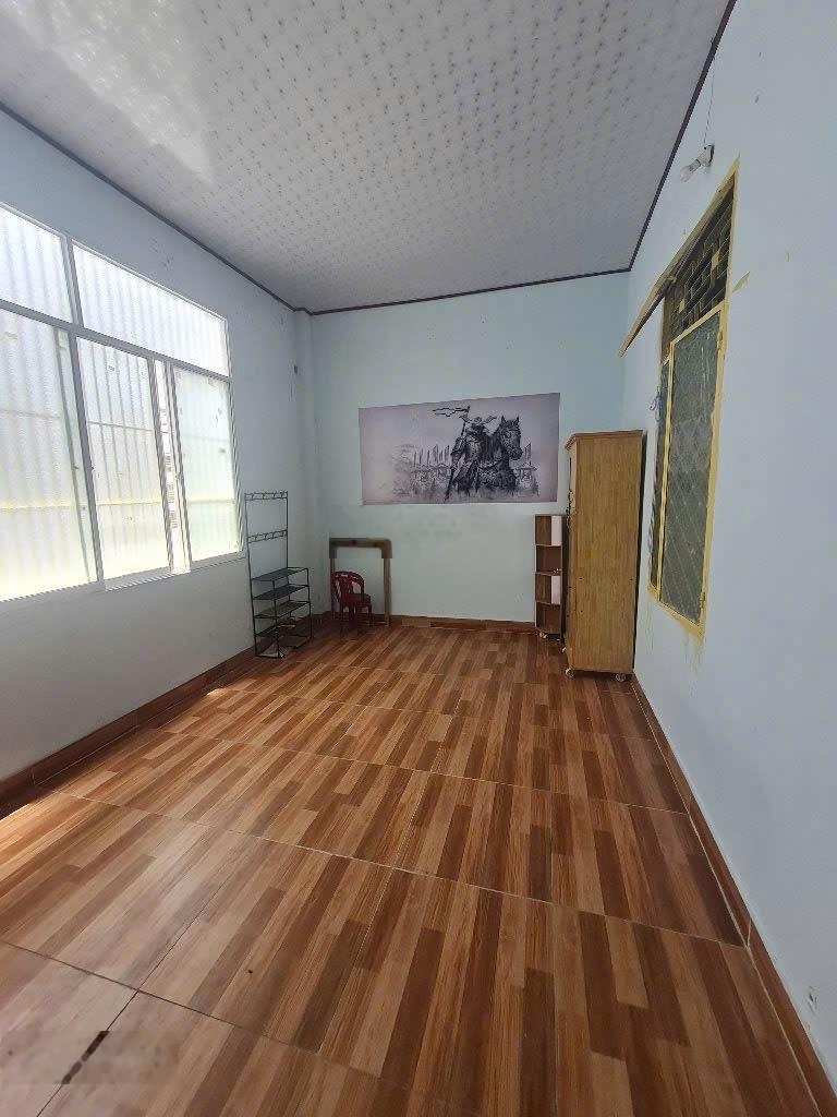 Bán nhà mặt phố Lương Nhữ Hộc kinh doanh sầm uất đường 10.5m