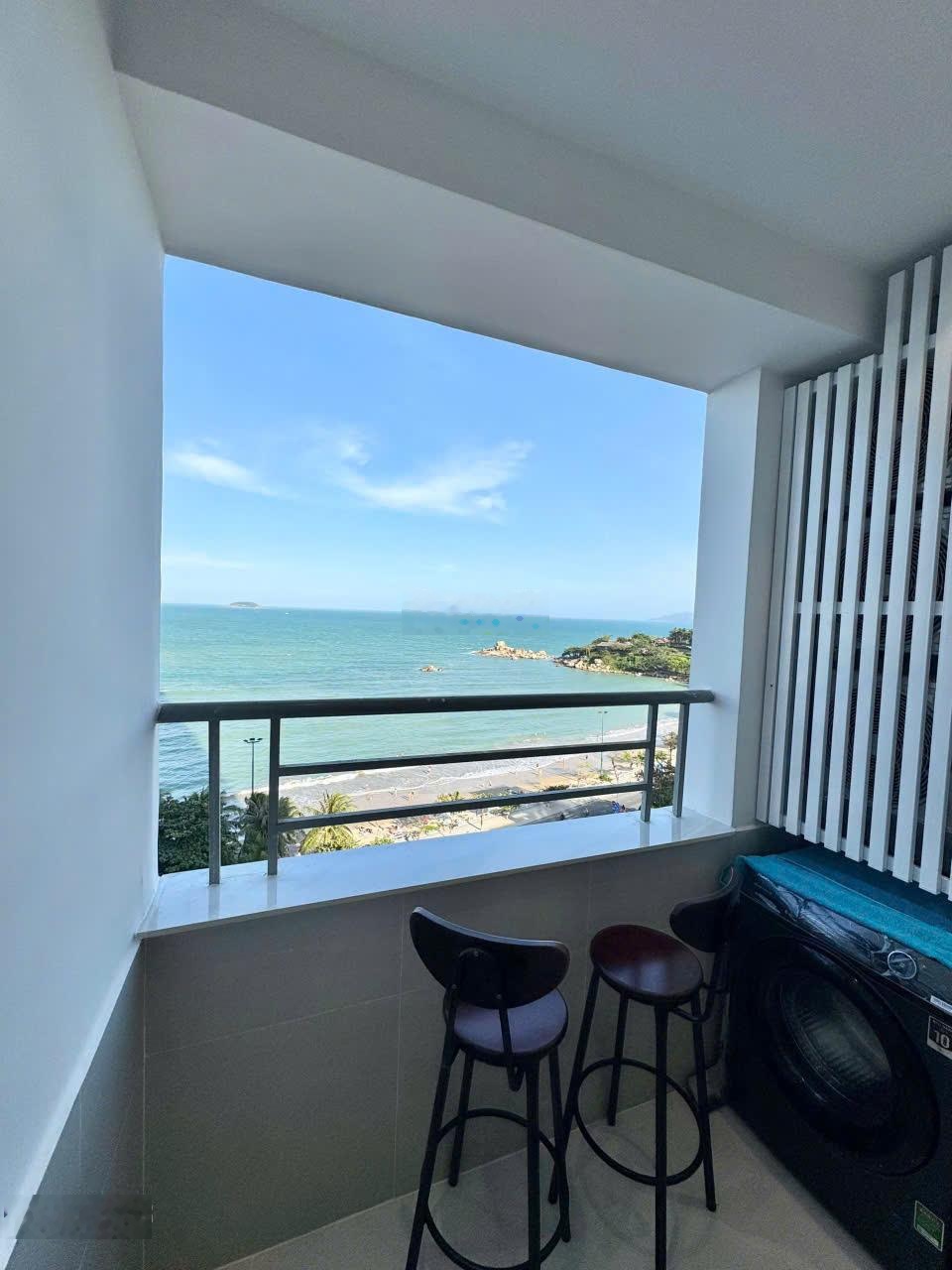 Cho thuê căn hộ Mường Thanh view biển. Nội thất đầy đủ. LH ngay: 0703882468