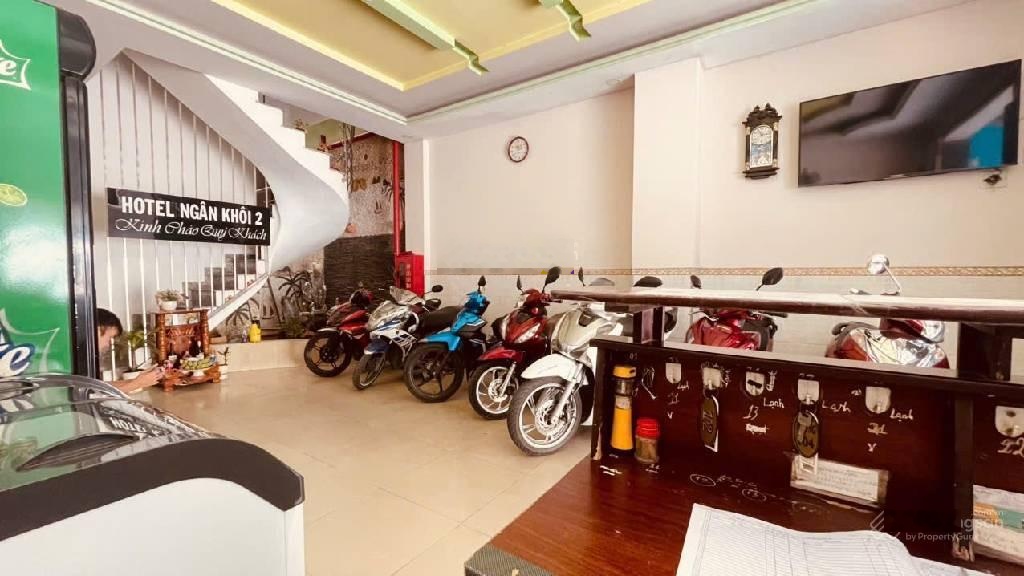 Giảm 2Tỷ, bán khách sạn 6 tầng, vận hành 120tr/tháng