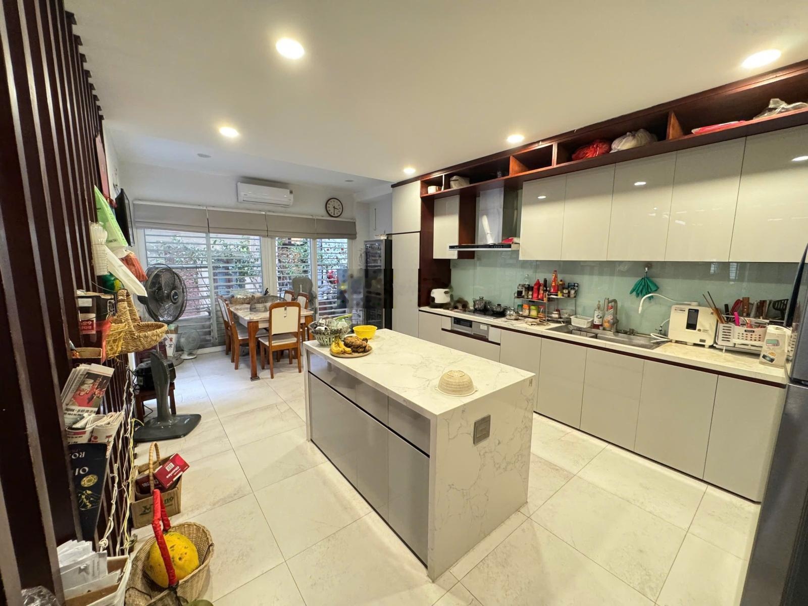 Chính chủ cần bán đất mặt ngõ 7 Thái hà đống đa hà nội