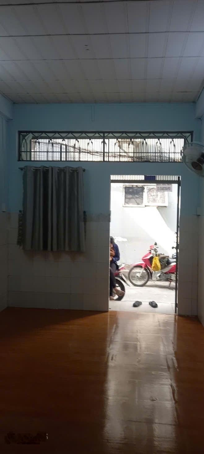 Cho thuê nhà 3 Tháng 2, 33m², 2 tầng - 10 triệu/tháng