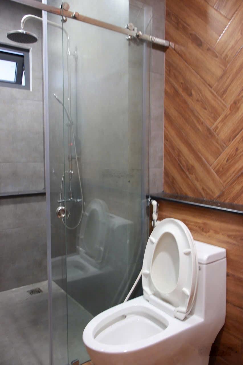 Bán nhà 1 trệt 2 lầu 1 sân thượng đường Số 8 khu Văn Hoá Tây Đô