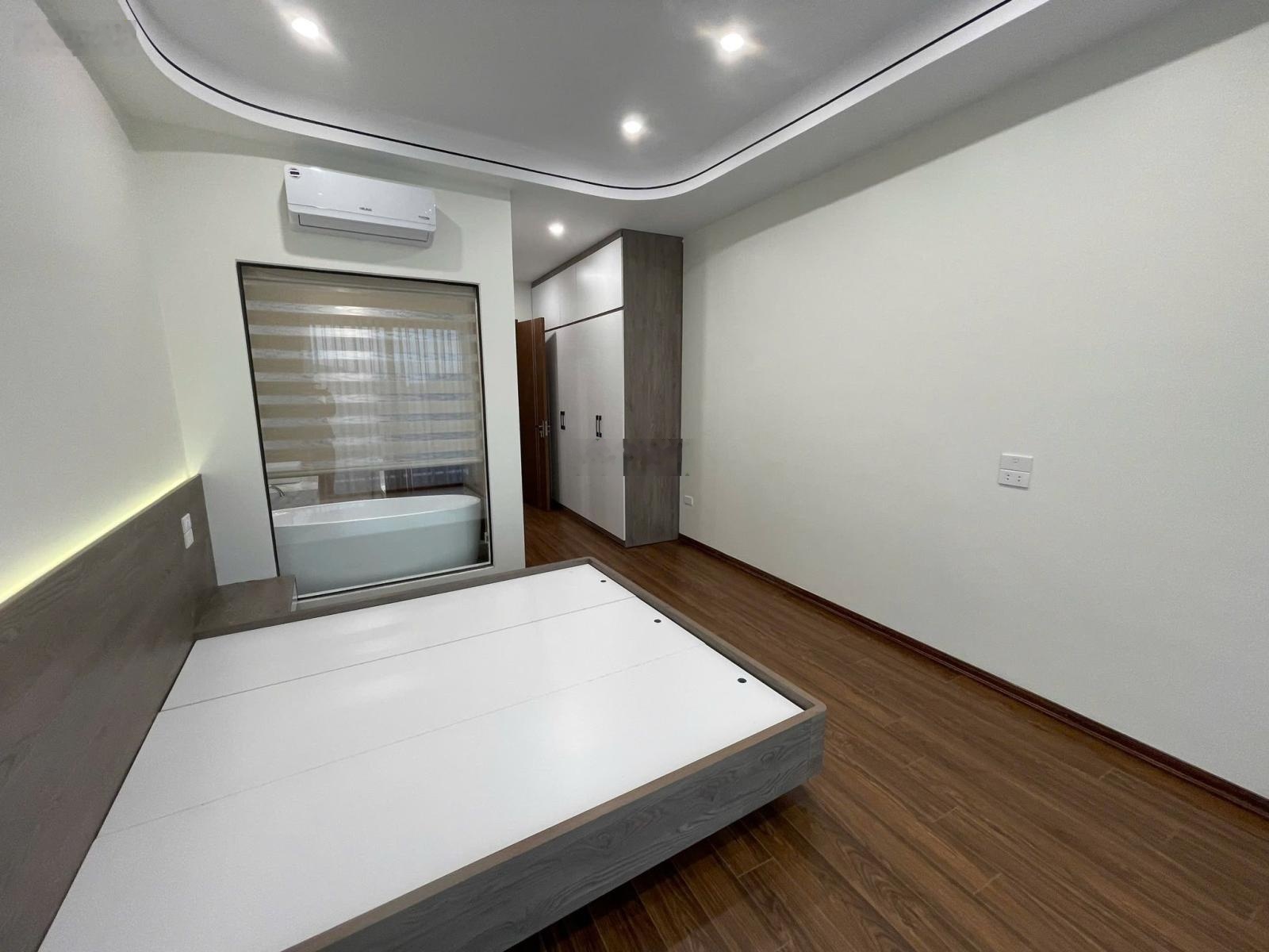 Bán nhà thượng thanh, ngay cạnh chợ, trường c3 lý thường kiệt