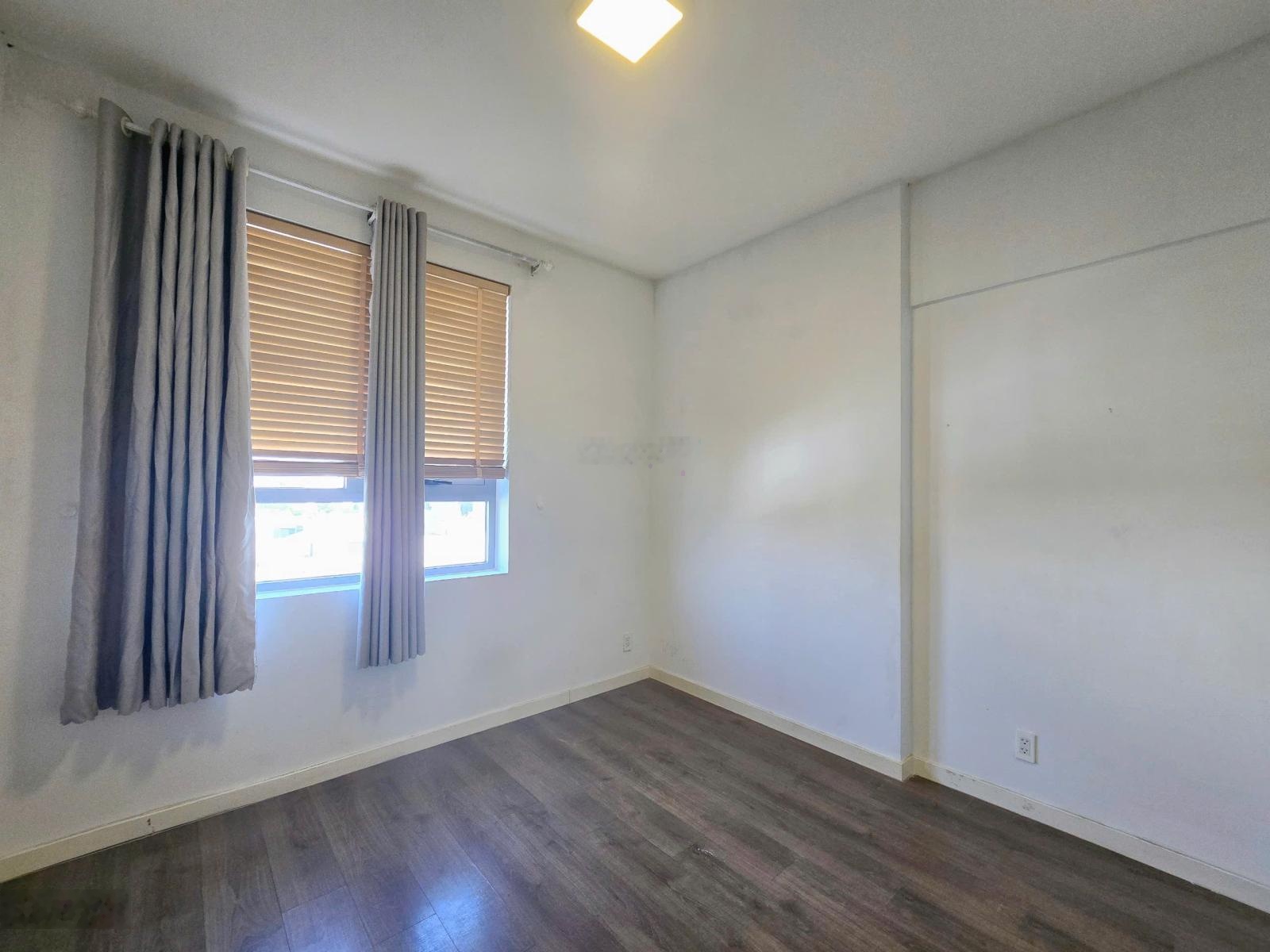 Cho thuê nhà trống, 2pn OPAL GARDEN tầng trung view thoáng