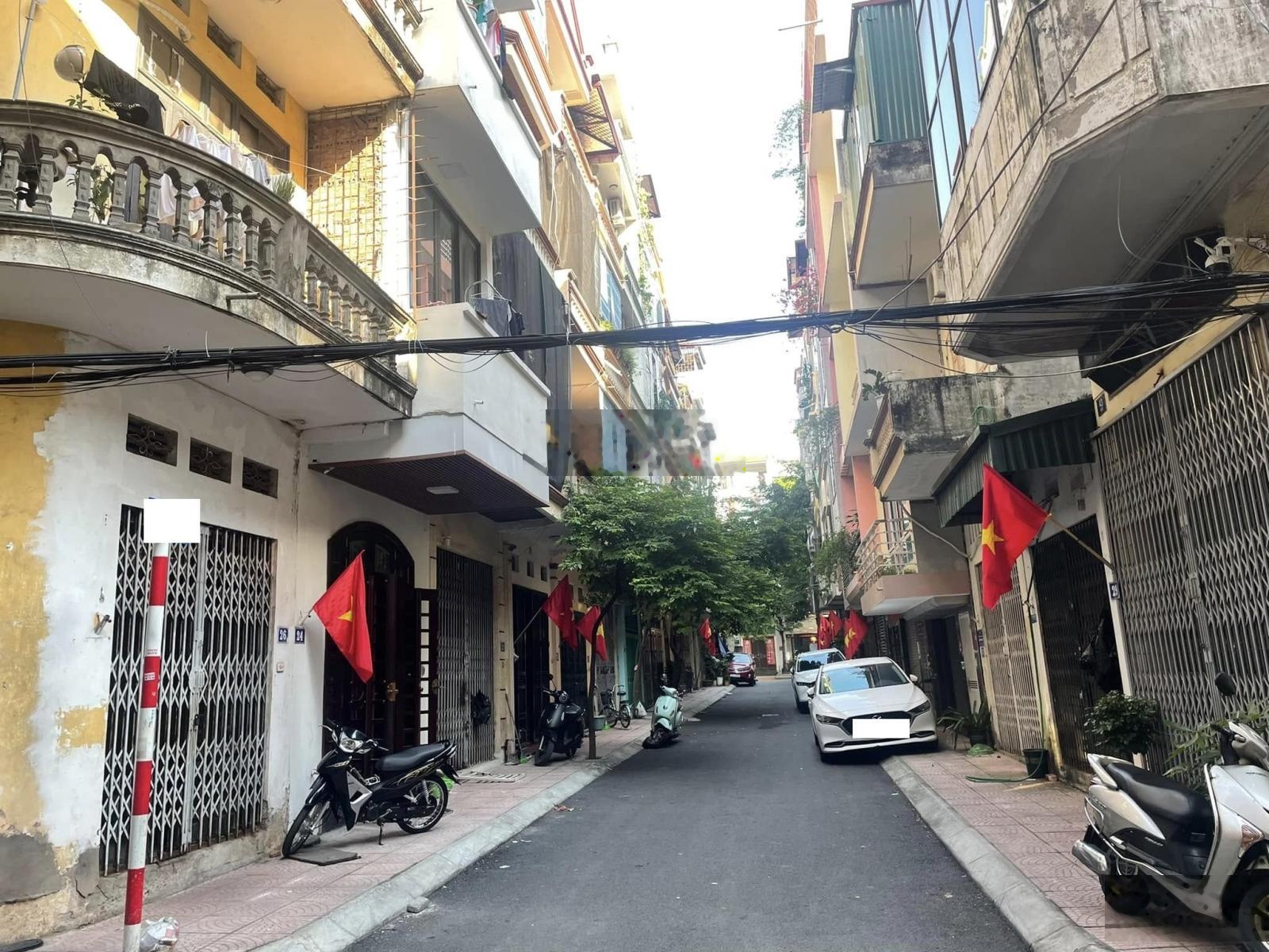 [CHỦ CẦN BÁN GẤP] Bán nhà Hoàng Công Chất, phân lô, oto tránh, vỉa hè, 15.2 tỷ