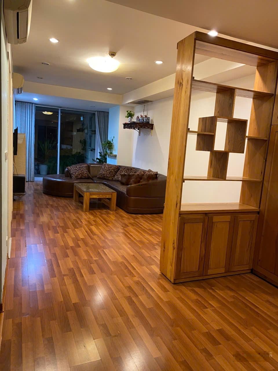 Bán CH hàng hiếm tại MIPEC Towers, 105m2 - 2PN-2VS- 0963815489 Đống Đa, Hà Nội.