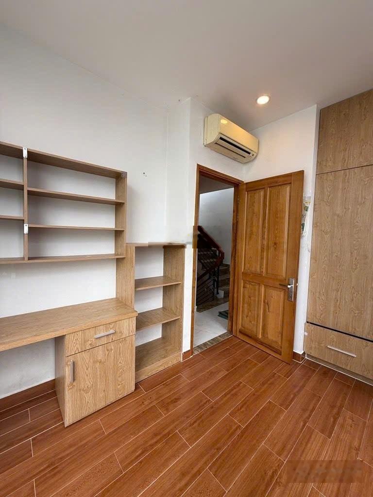 Bán nhà,GẦN MẶT TIỀN - HƯNG PHÚ - QUẬN 8 GIÁP -46.1M2 -CHỈ 4TỶ980 giáp ranh Q5,Q6 . Sổ hồng riêng,