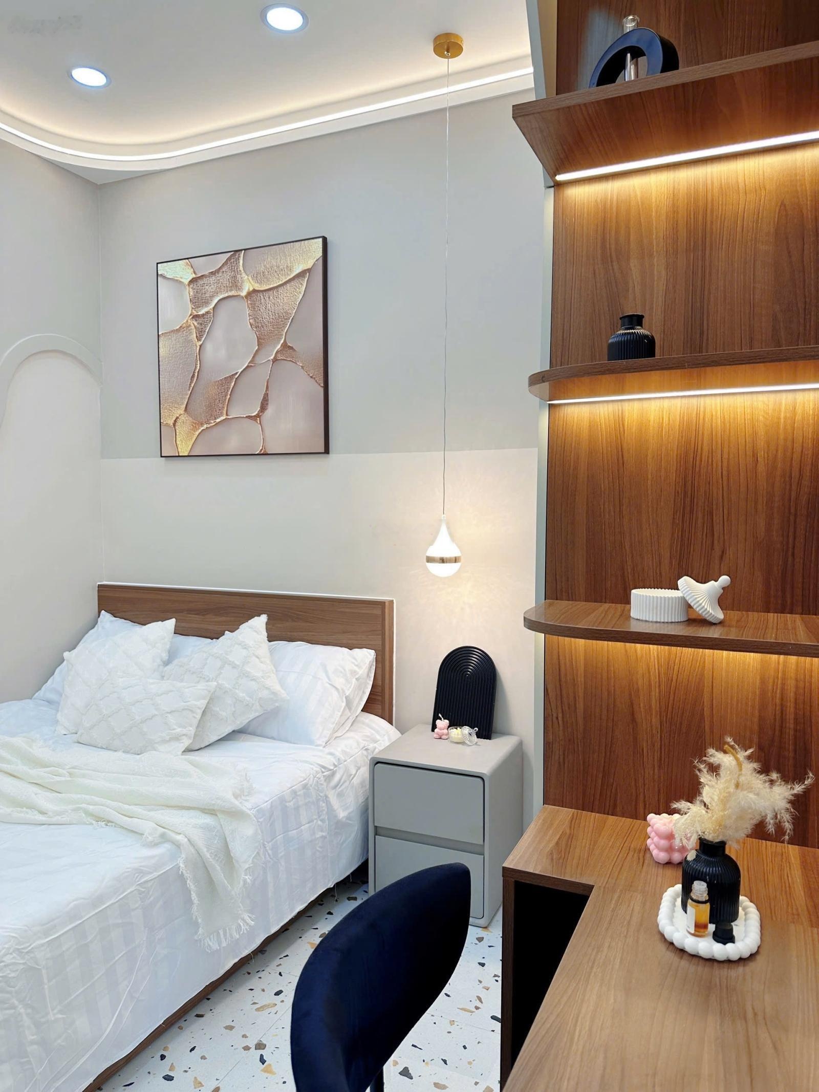 Có Phòng Ngủ Trệt [ CHVD ] 3T 5PN Nở Hậu 5m4 có Video Review