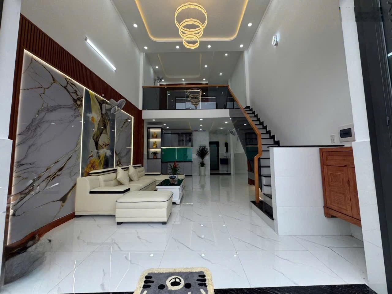 024 NHÀ MỚI HIỆP THÀNH 13 SHR Ô TÔ ĐẬU CỬA Phường Hiệp Thành, Quận 12 Giá: 4,18