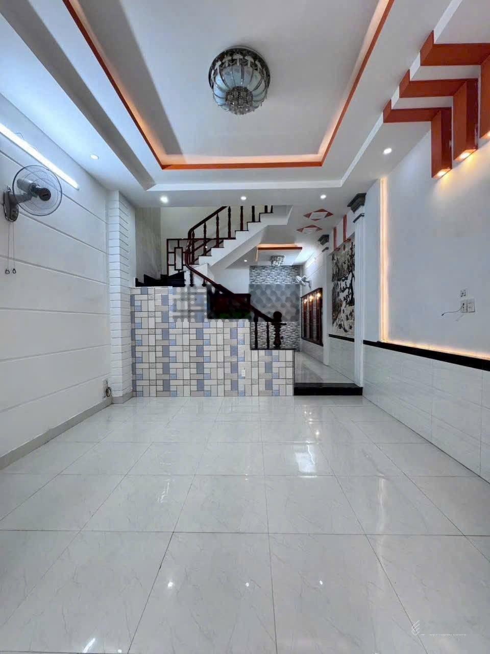 Hẻm xe hơi Trần Xuân Soạn - 93,4m2 - Có kết cấu - 9 tỷ