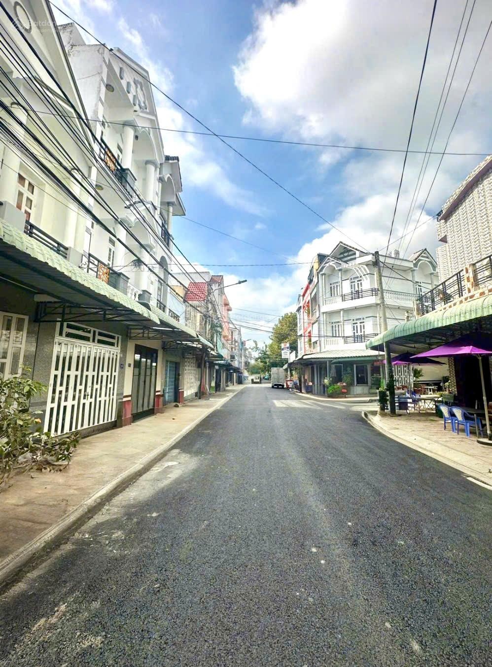 Cho thuê nhà trệt lầu mới 2 máy lạnh kdc thới nhựt, p. tân an, cần thơ | giá 8,5 triệu/tháng