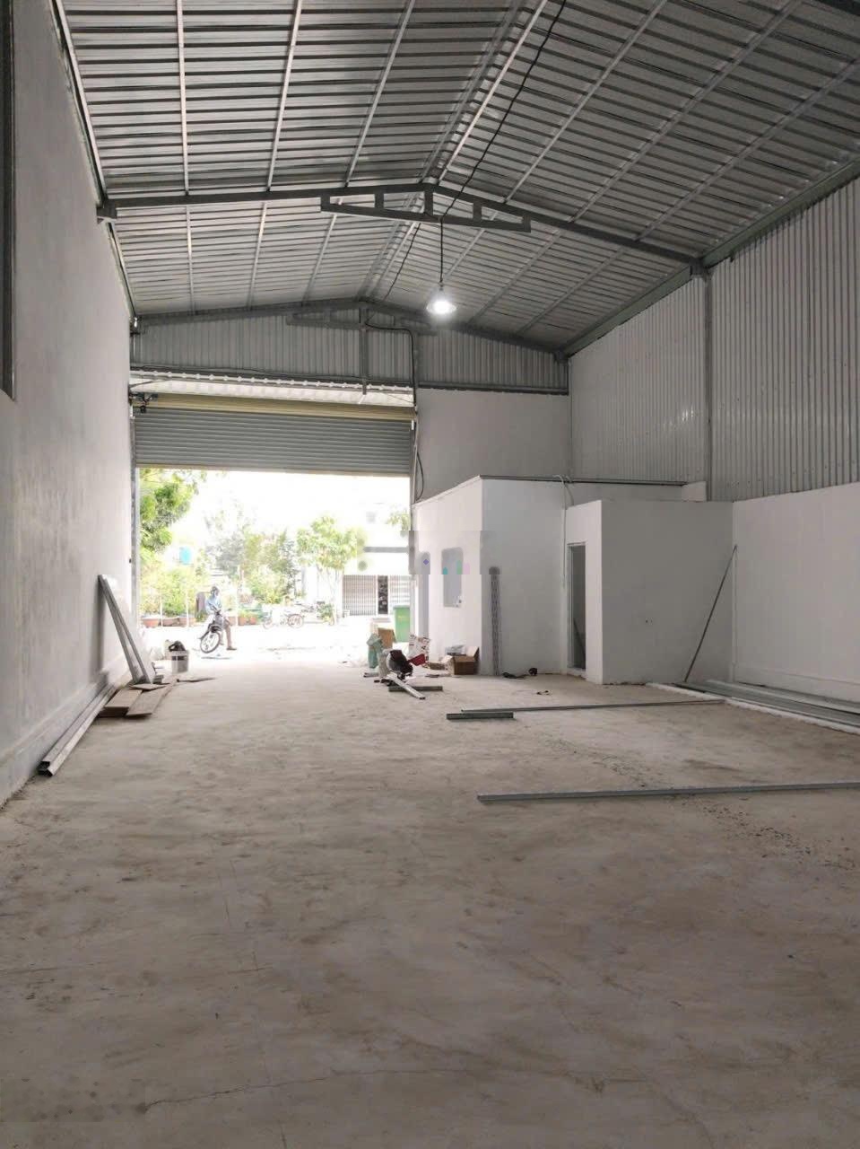 Cho thuê kho thành phố mới Bình Dương Diện tích 270m , có văn phòng