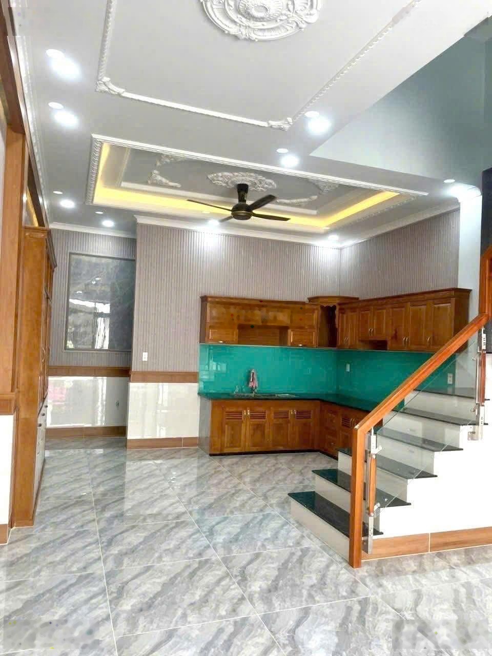 Bán NR 4PN, 4WC, 3T, tổng 187.2m2 tại đường Nội Hóa 1, Bình An, Dĩ An, Bình Dương, 6 tỷ VND