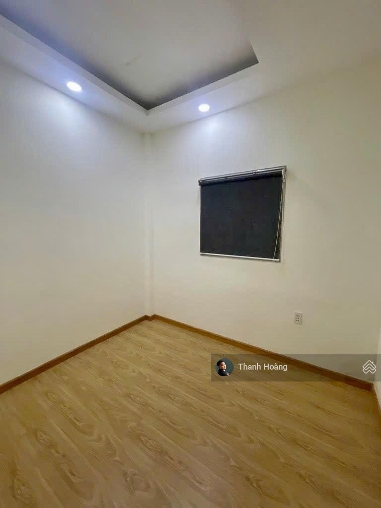 Nhà mới hẻm ôtô 2 tầng 4tỷ8 36m2 đô đốc long tân hương