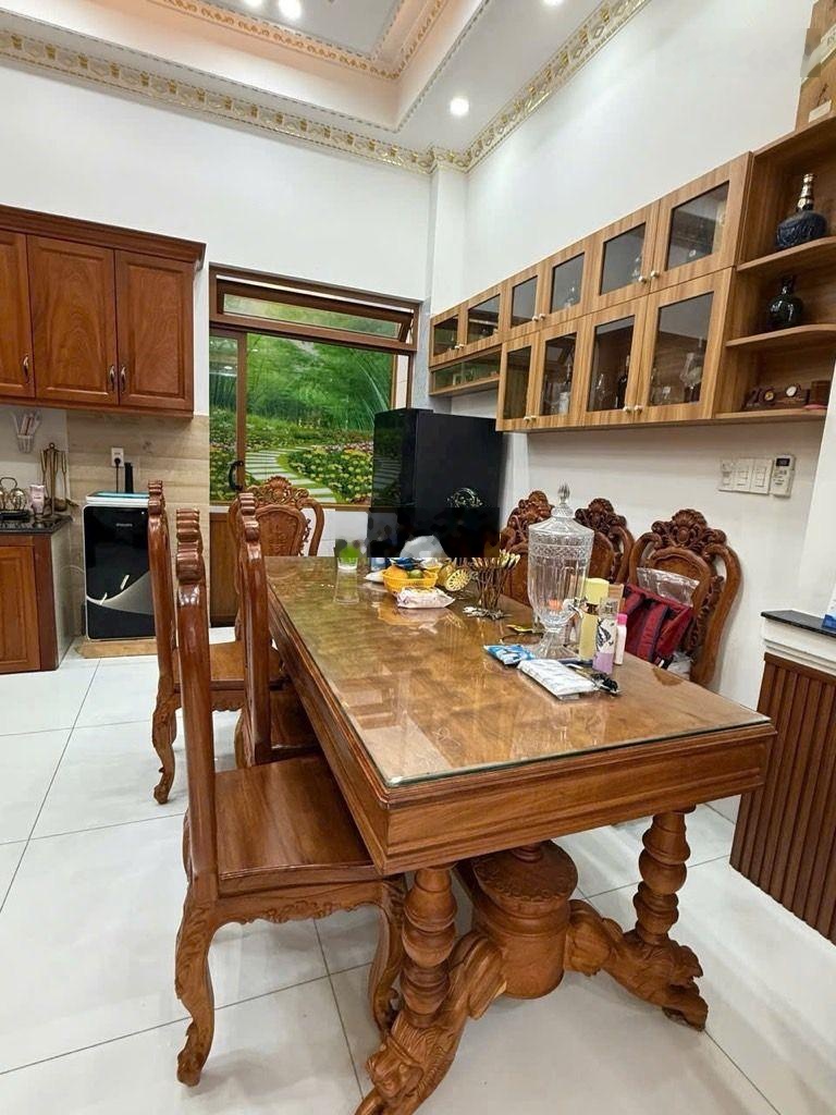 Bán nhà 4 tầng Bông Sao ngang 5m Nở hậu, Tặng nội thất lung linh, Hoàn công đủ