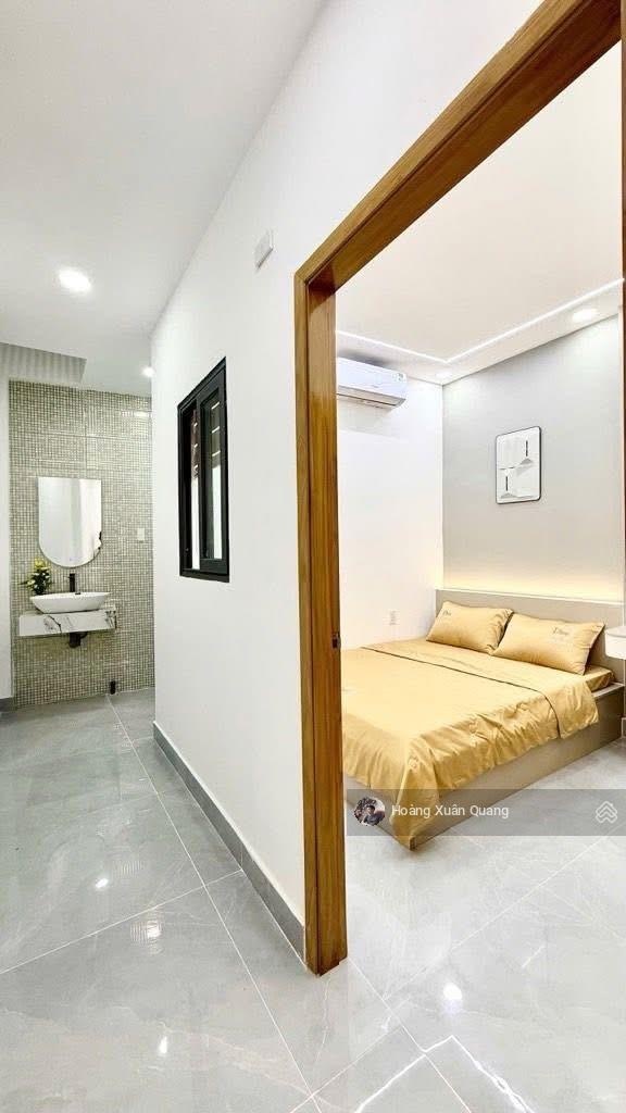 Nhà Mới 2 Tầng 3PN Tân Thới Hiệp, Hẻm Xe Tải 6m, Full Nội Thất Cao Cấp