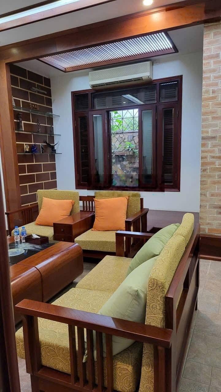 Hàng hiếm - biệt thự 3 mặt thoáng 160m2. 5 tầng. 100 tỷ