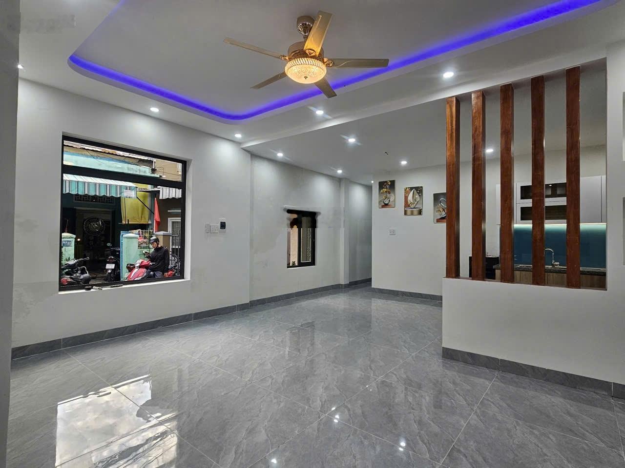 Chính chủ cần cho thuê nhà kiệt hoàng diệu hải châu - cách cầu rồng 3 phút di chuyển