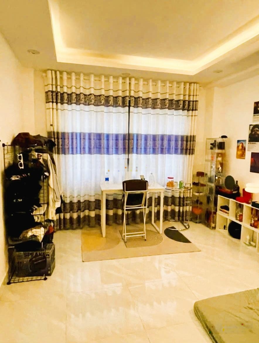 Bán nhà hẻm 5m, đường nguyễn đình chiểu p2, quận 3, dt: 3.5x10m, 4 tầng mới cứng chỉ: 8.8 tỷ