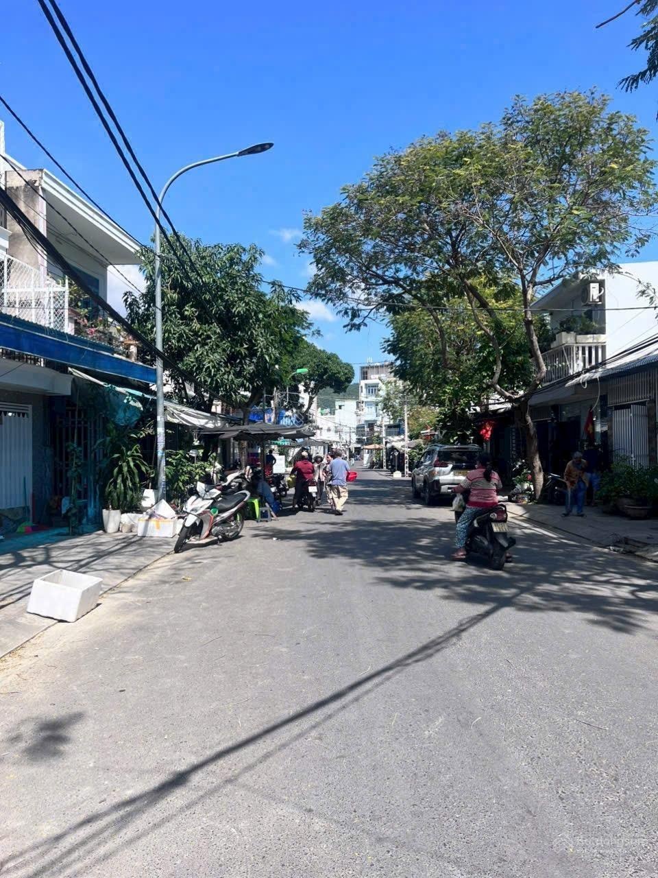 Bán nhà trung tâm Nha Trang đường Vạn Hoà Chợ Đầm Nha Trang cách biển 500m chỉ 9,3 tỷ kinh doanh
