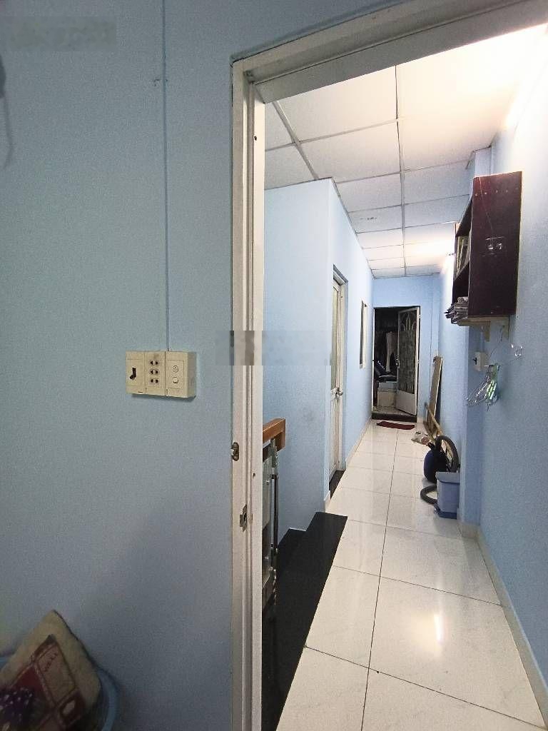 Nhà 2 tầng btct - dt56m - không lộ giới - không quy hoạch - shr - hoàn công đủ - ngay liên khu 56.