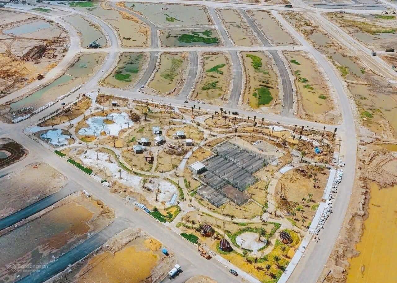 Thiên hà 6 hơn 5 tỷ gần đường 68m , công viên ,vị trí cực thoáng vinhomes dương kinh nhận nhà sớm