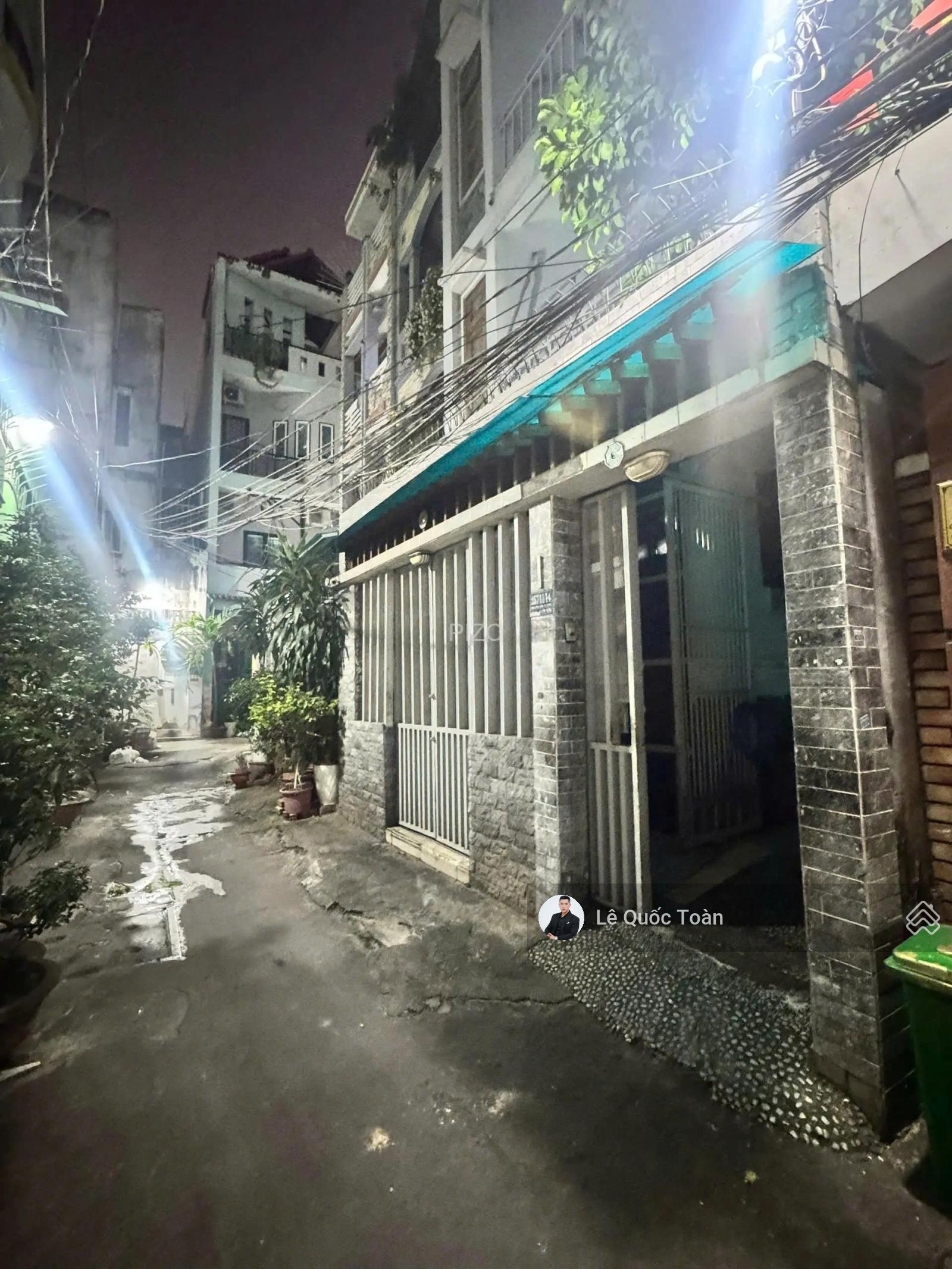 VỊ TRÍ ĐẮC ĐỊA! Ngang lớn tận 5x24m - 97.9m2, 4 tầng (10PN) HXH Phan Xích Long, PN chỉ 24.5 tỷ TL