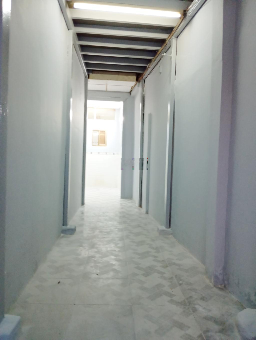 Bán Nhà Q8 duong bá Trạc chỉ 4tỷ Dt 42M gần mặt tiền ừơng, hẻm xe hơi tới nhà