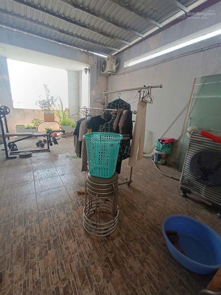 Nhà 4 tầng dương bá trạc q8, dt 62m2, giá chỉ 8.x tỷ, xe hơi ngủ trong nhà.