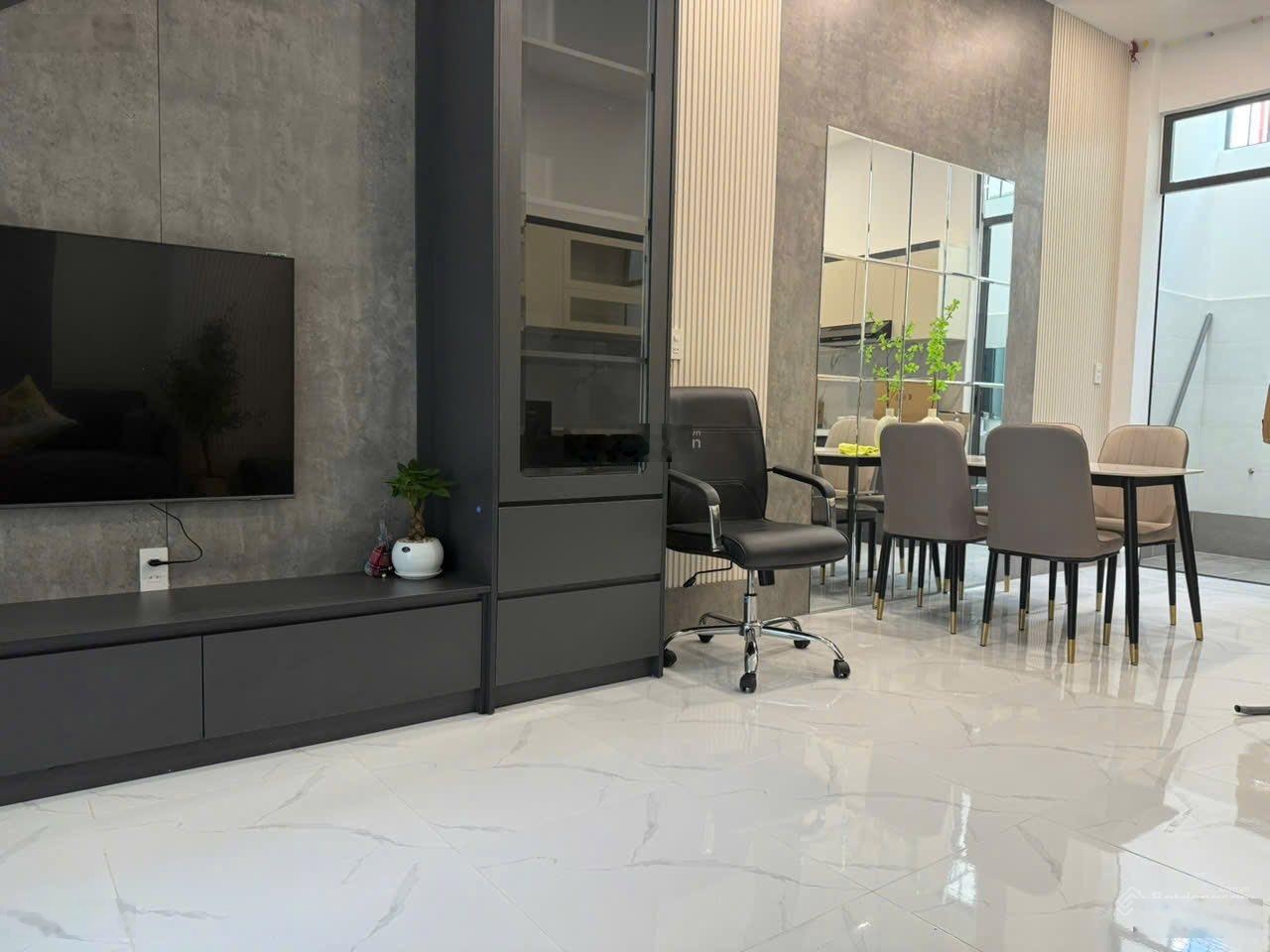 Nhà mới full nội thất hòn xện, phường vĩnh hoà giá chỉ 4,8 tỷ