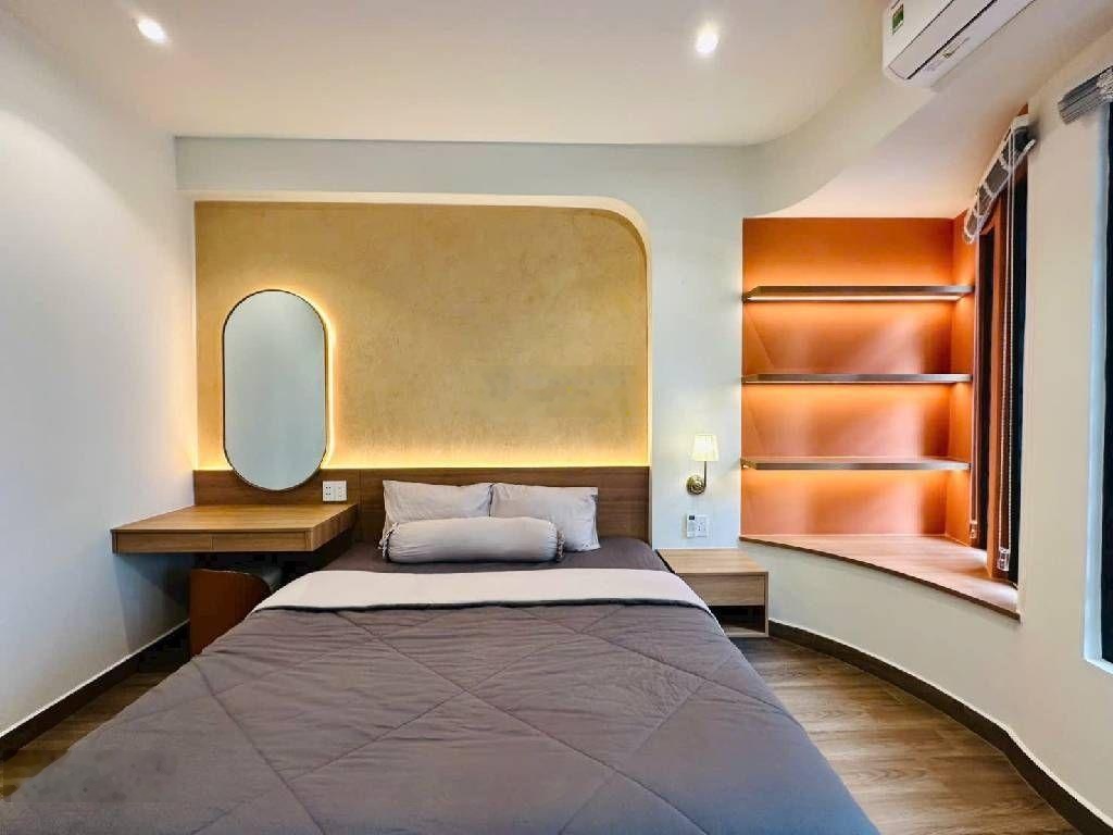 Nhà đẹp 4 tầng x 62m2 , 5PN HXH cư xá Nguyễn Trung Trực - khu Lạc Hồng , Lý Hải....