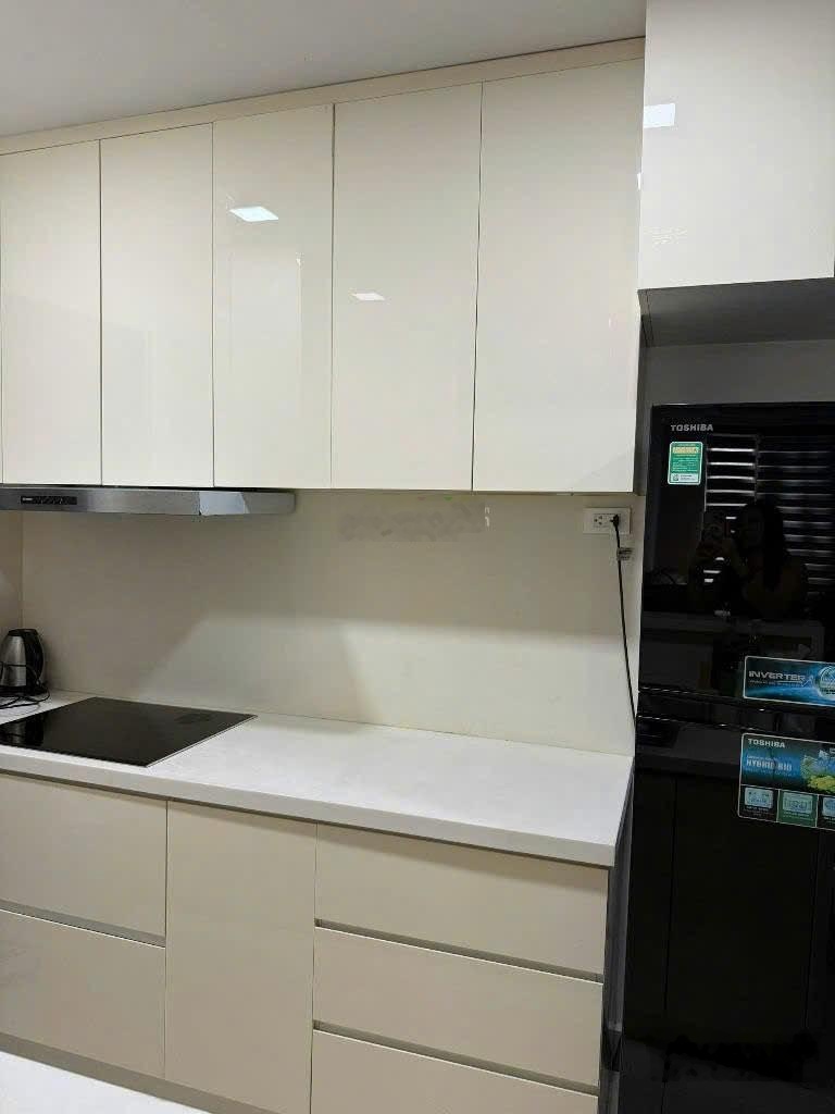 Chủ nhà cần cho thuê nhanh CHCC SKy center giá officetel- 2PN. LH em: 0833755795