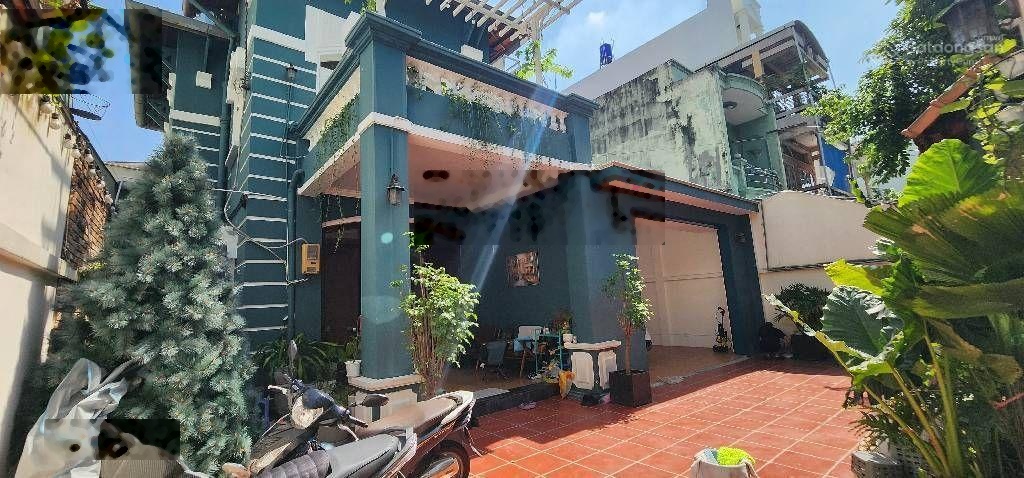 Bán nhà 339m2 mặt tiền kinh doanh Kinh Dương Vương, nở hậu, phù hợp xây dựng căn hộ dịch vụ